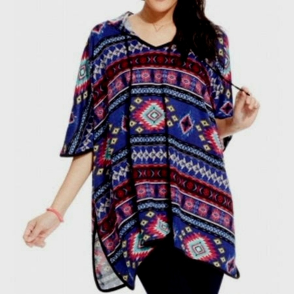 Poncho Hoodie - Picture 1 of 4